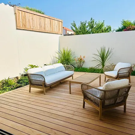 L'élégance, Et Piscine Privés